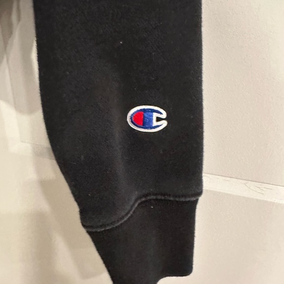 Sweatshirt - Picture 4 of 5